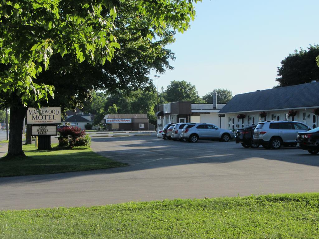 The Maplewood Motel Port Elgin Exterior photo