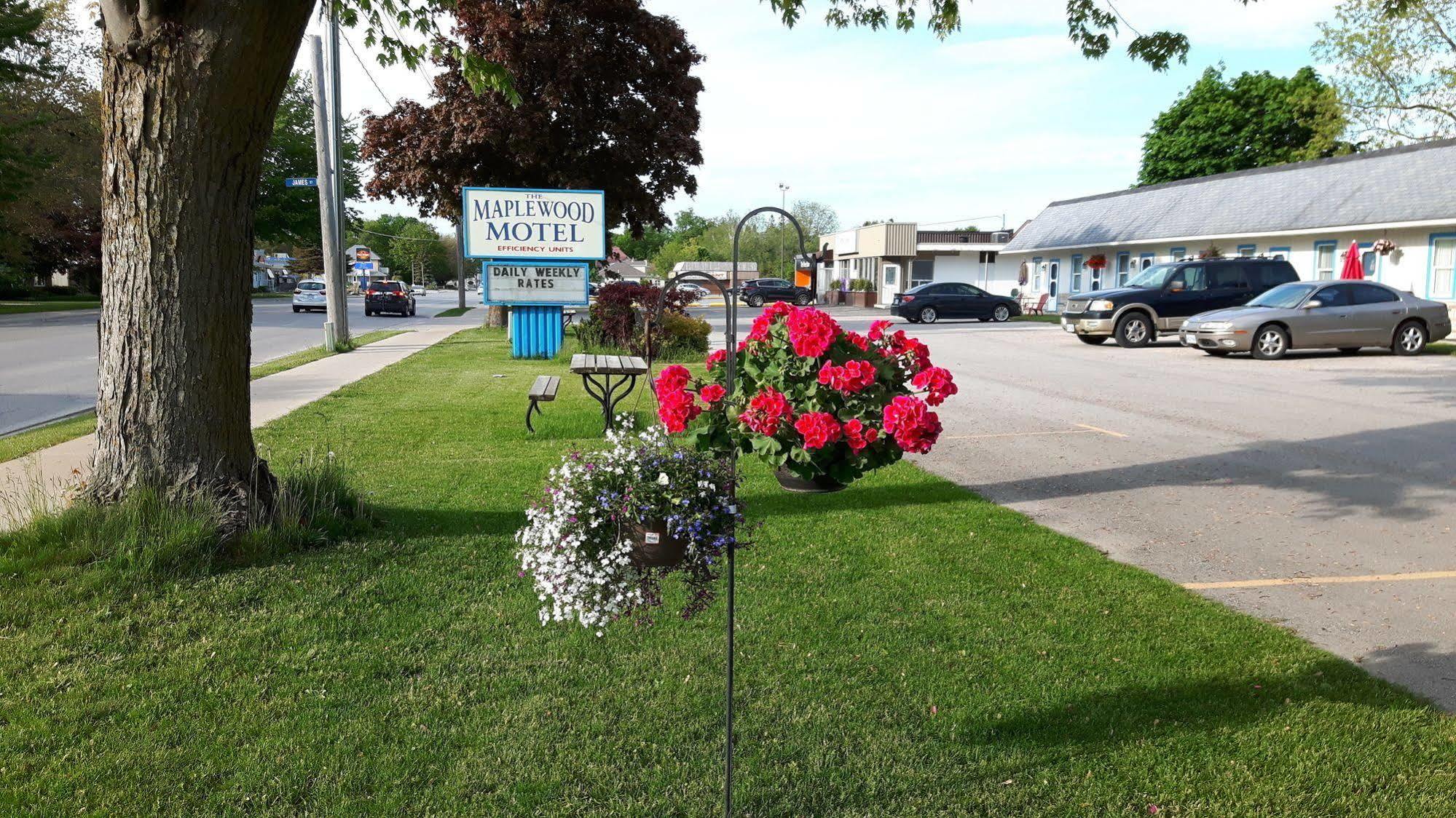 The Maplewood Motel Port Elgin Exterior photo