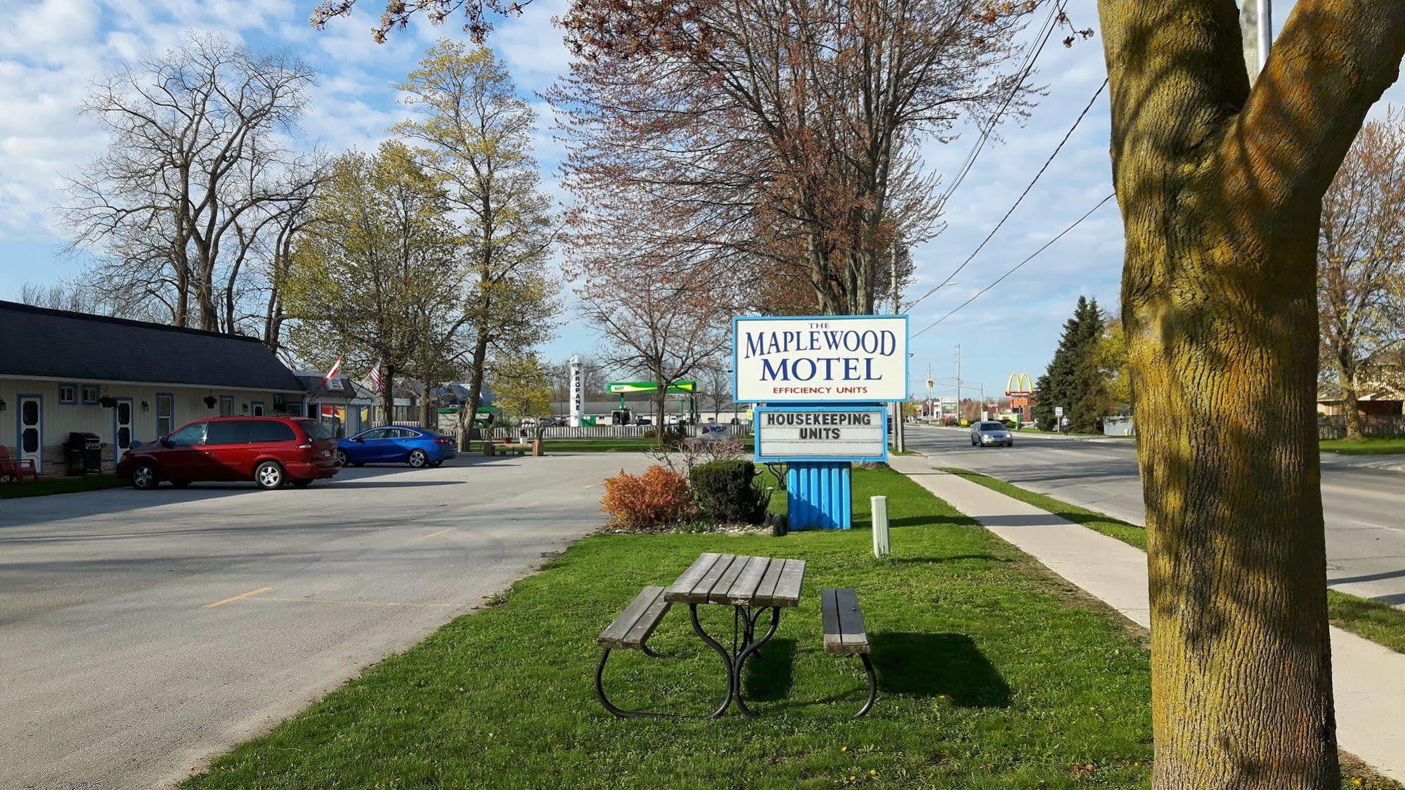 The Maplewood Motel Port Elgin Exterior photo